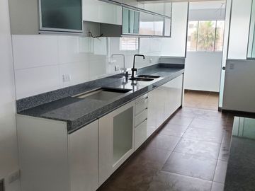 DEPARTAMENTO EN VENTA EN PUNTA HERMOSA
