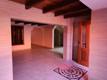 Casa Céntrica de 3 Pisos, Colonia Real de Minas, Pachuca, Hidalgo.