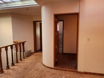 Casa Céntrica de 3 Pisos, Colonia Real de Minas, Pachuca, Hidalgo.