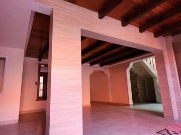 Casa Céntrica de 3 Pisos, Colonia Real de Minas, Pachuca, Hidalgo.