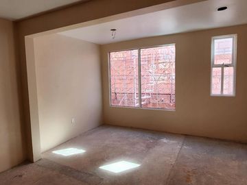 Casa Céntrica de 3 Pisos, Colonia Real de Minas, Pachuca, Hidalgo.