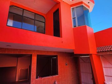 Casa Céntrica de 3 Pisos, Colonia Real de Minas, Pachuca, Hidalgo.