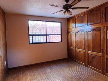 Casa Céntrica de 3 Pisos, Colonia Real de Minas, Pachuca, Hidalgo.