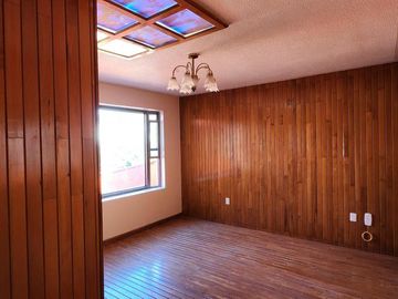 Casa Céntrica de 3 Pisos, Colonia Real de Minas, Pachuca, Hidalgo.
