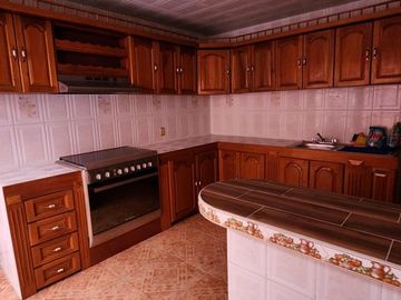 Casa Céntrica de 3 Pisos, Colonia Real de Minas, Pachuca, Hidalgo.