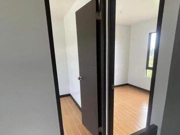 Affordable townhouse near Metro Manila located in Dasmariñas Cavite