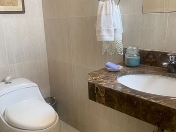BAJÓ DE PRECIO VENDO LINDO DUPLEX EN SURCO A UN PASO DE SIMON SALGUERO