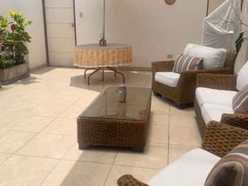BAJÓ DE PRECIO VENDO LINDO DUPLEX EN SURCO A UN PASO DE SIMON SALGUERO