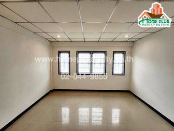 หมู่บ้านธนวรรณ ซอยพหลโยธิน52 (ใกล้BTSสถานีสะพานใหม่) รีโนเวท