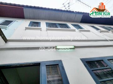 หมู่บ้านธนวรรณ ซอยพหลโยธิน52 (ใกล้BTSสถานีสะพานใหม่) รีโนเวท
