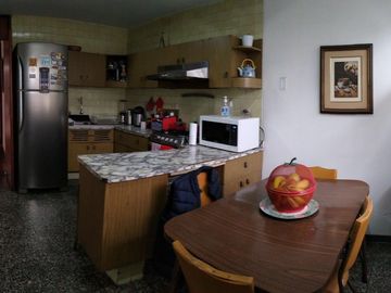 CASA 2 PISOS + AIRES - AT: 304.00 M2 - AC:378.00 M2 * 7 DORMITORIOS * 6 BAÑOS * 2 COCHERAS