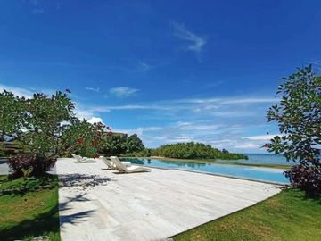 FOR SALE TOWNHOUSE WITH LOFT AT ADUNA BEACH VILLAS 2 IN GUINSAY, DANAO, CEBU