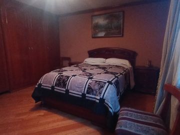 DEPARTAMENTO NORTE DE QUITO - SECTOR SOLCA, AV ELOY ALFARO - DE LOS ALAMOS - DE LAS FRUTILLAS CERCA DE EMBAJADA AMERICANA