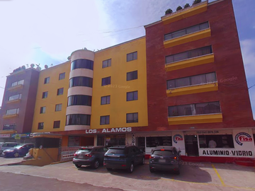 DEPARTAMENTO NORTE DE QUITO - SECTOR SOLCA, AV ELOY ALFARO - DE LOS ALAMOS - DE LAS FRUTILLAS CERCA DE EMBAJADA AMERICANA