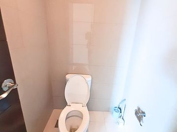 2BR Condo for Sale with Top Floor Ocean View 8 Newtown Boulevard Mactan Cebu