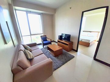 2BR Condo for Sale with Top Floor Ocean View 8 Newtown Boulevard Mactan Cebu