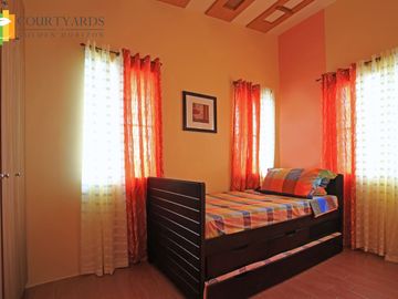 Stefania Townhouse