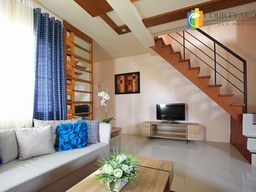 Stefania Townhouse