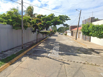 AV. TAMAULIPAS, PETROLERA, COATZACOALCOS, VERACRUZ