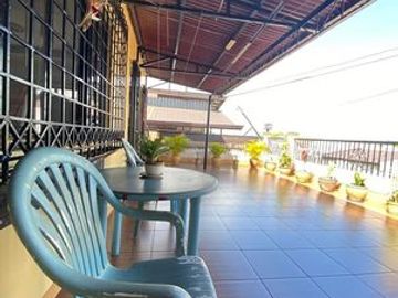 Apartment Building for Sale at Sto. Domingo, Cainta