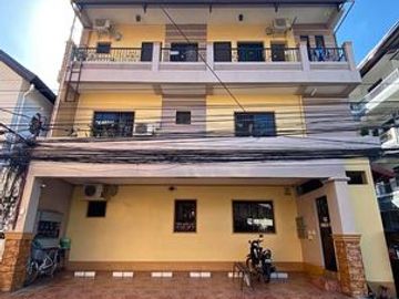 Apartment Building for Sale at Sto. Domingo, Cainta