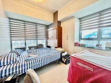 RUSH SALE!!!! Fully-furnished 1BR in Shang Salcedo Place, Makati