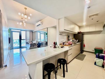 RUSH SALE!!!! Fully-furnished 1BR in Shang Salcedo Place, Makati