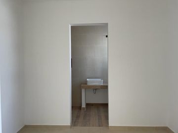 VENTA CASA EL MIRADOR, CERCA AL PARQUE
