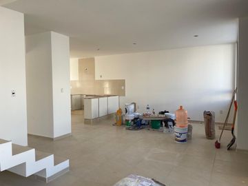 VENTA CASA EL MIRADOR, CERCA AL PARQUE