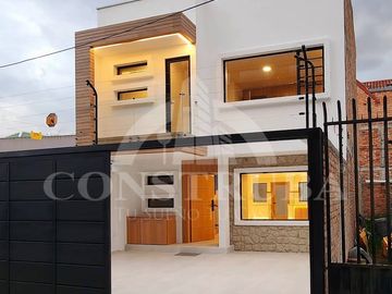 Venta casa 4 Dor. Cuenca sector Quinta Lucrecia