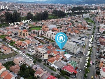 Venta casa 4 Dor. Cuenca sector Quinta Lucrecia