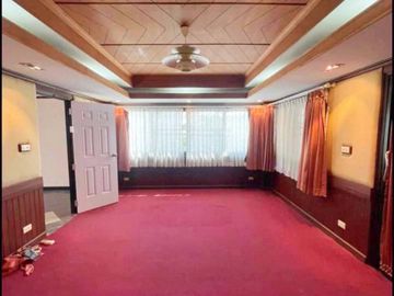 ขายตึก 3 คูหา 3 ชั้น ซอยโรงพยาบาลสระบุรี จ.สระบุรี ทำเลดี