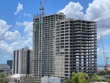 Preselling Residential and Office Condo Units in City Clou Cebu