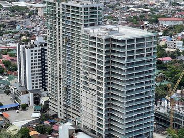 Preselling Residential and Office Condo Units in City Clou Cebu