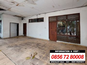 RUMAH at Jl KI MANGUNSARKORO, MENTENG