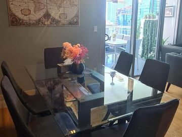 Resale 2 Bedrooms Condo Unit in Park Point Residences