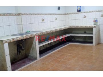 Casa en Venta en Los Olivos - Urbanización Micaela Bastidas