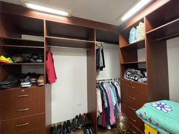 Venta de casa en Biblos Samborondón