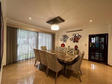 Venta de casa en Biblos Samborondón
