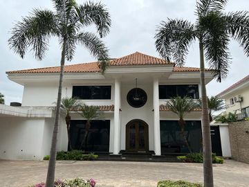 Venta de casa en Biblos Samborondón