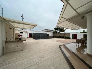Venta de casa en Biblos Samborondón