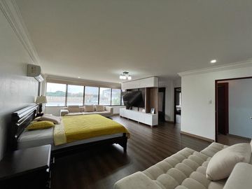 Venta de casa en Biblos Samborondón