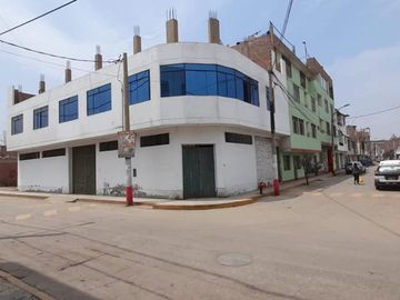 ¡OCASION!. Casa Local Comercial En Venta O Alquiler, Puente Piedra