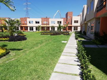 Casa con alberca con 3 recamaras al sur de Cuernavaca