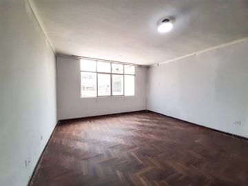 Venta, casa en Av. Cesar Canevaro, San Juan de Miraflores - vivienda y/o comercio
