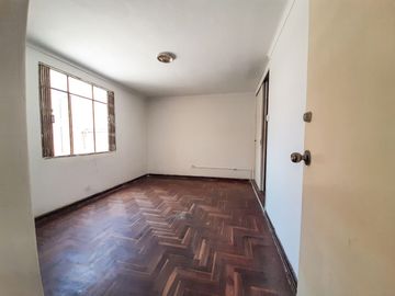 Venta, casa en Av. Cesar Canevaro, San Juan de Miraflores - vivienda y/o comercio