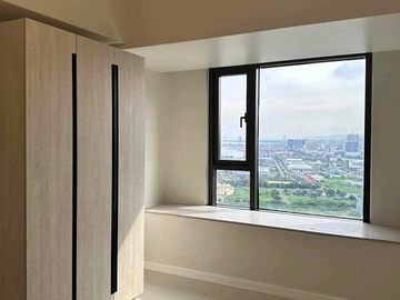 1 Bedroom Condo for Sale at Mandani Bay Cebu
