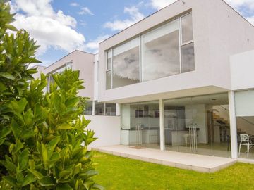 Casa Personalizable en Venta, Nayon Inchapicho