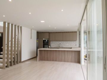 Casa Personalizable en Venta, Nayon Inchapicho