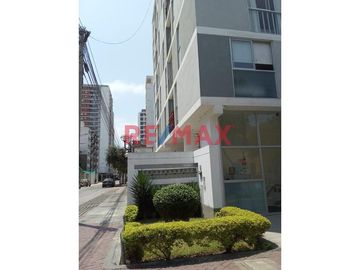 Santa Beatriz - Venta De Departamento
